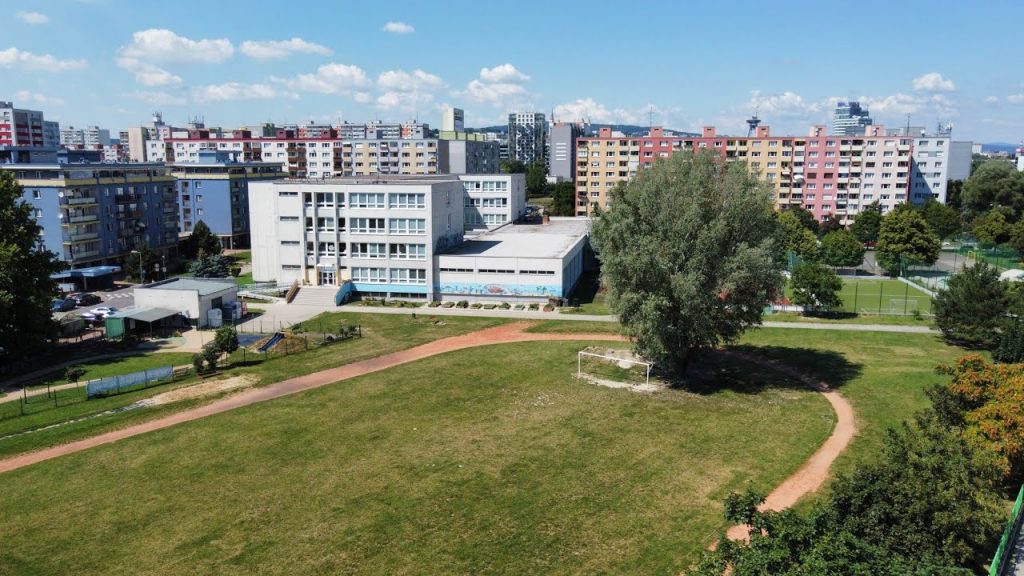 Spojená škola Svätej Rodiny - základná škola a gymnázium, Bratislava